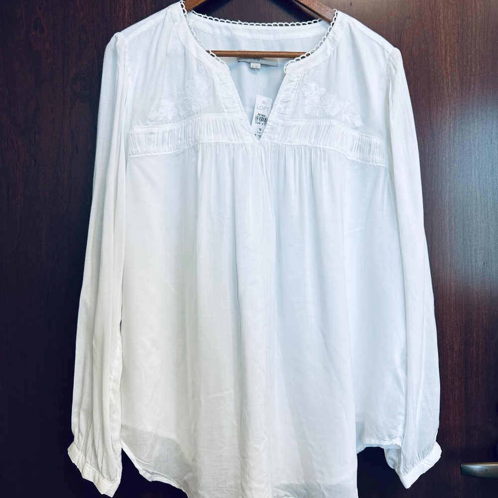 Loft - Embroidered White Blouse - Size 18 - NWT